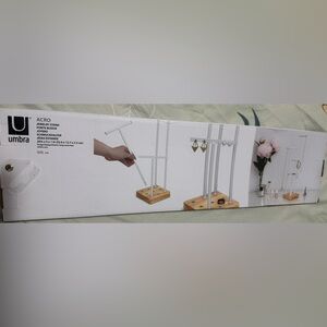 Umbra Jewellery Stand
